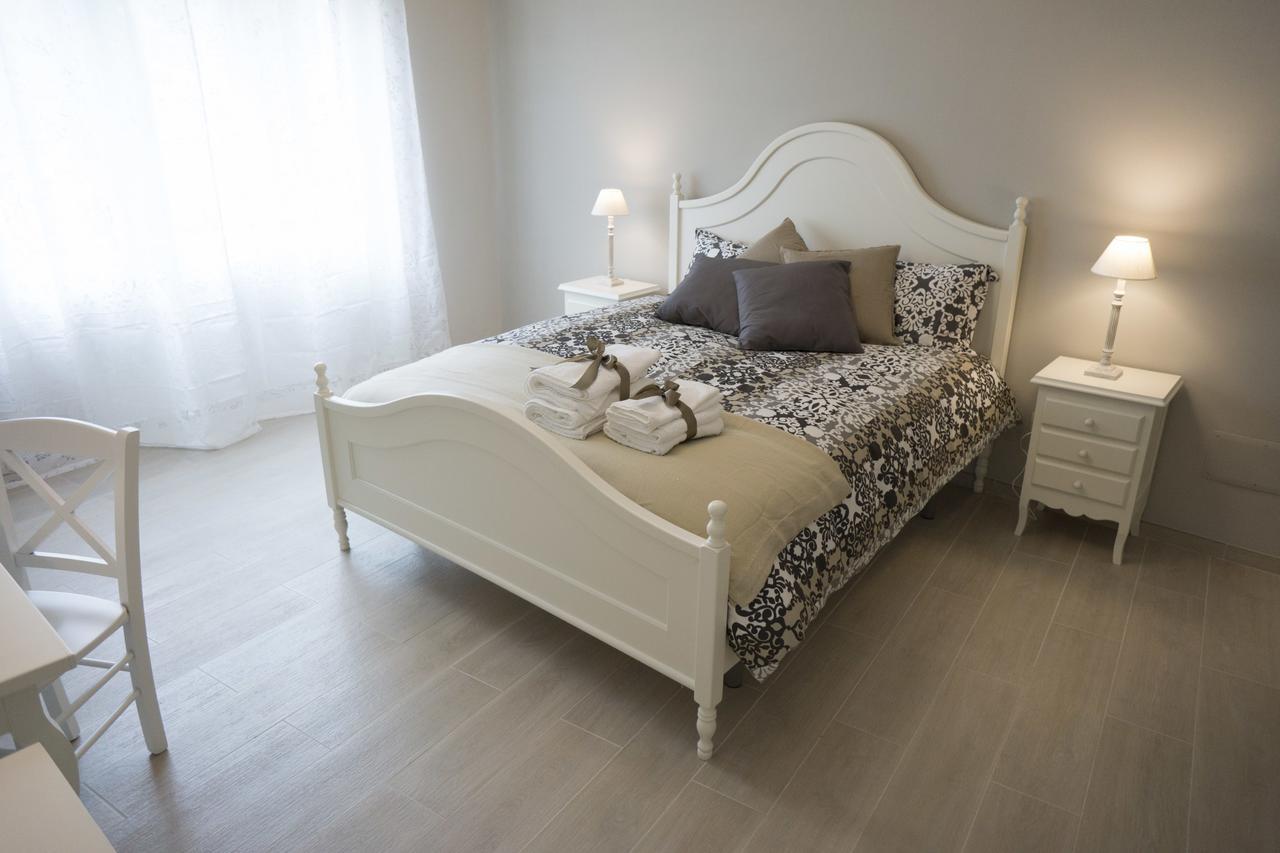 B&B Donna Ada Salerno Exterior photo